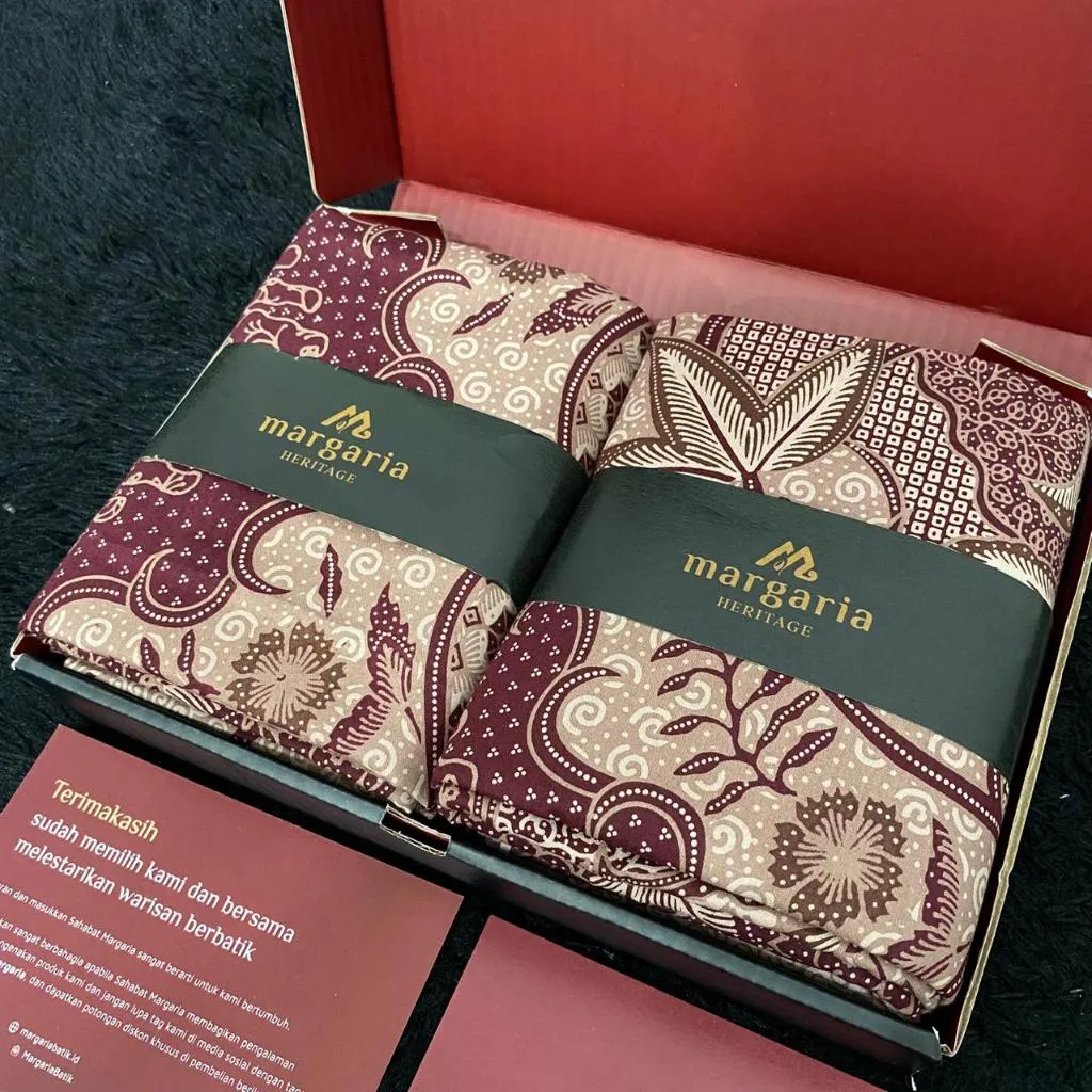 MARGARIA BATIK - Hampers Kain Batik Premium Motif Elegan - Nusantara Series 4 - Hampers Idul Fitri - Kado Pernikahan - Hadiah Guru - Souvenir Pernikahan