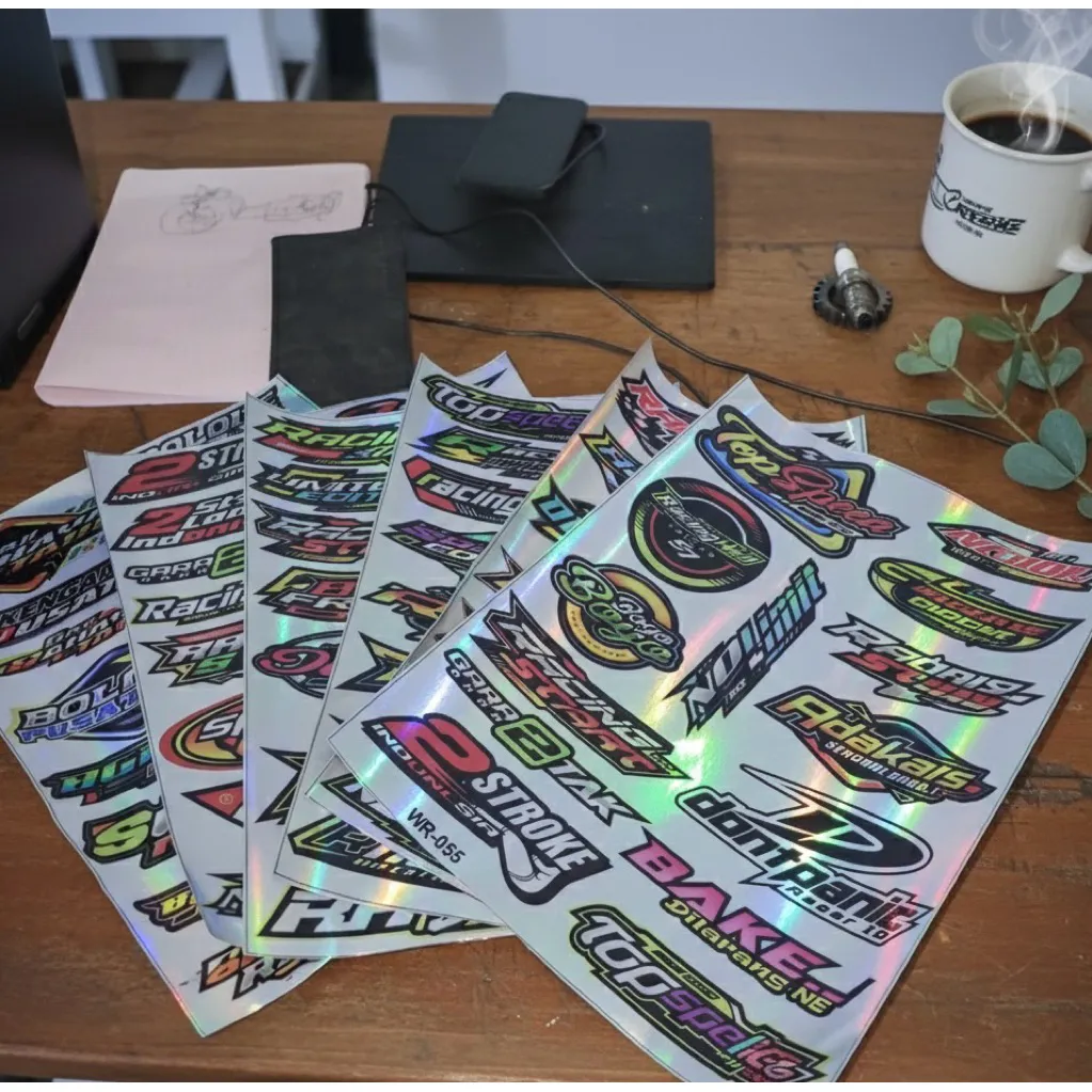 Stiker Pack Racing Motor Vinyl Hologram Waterproof anti air untuk Sticker Helm Mobil murah