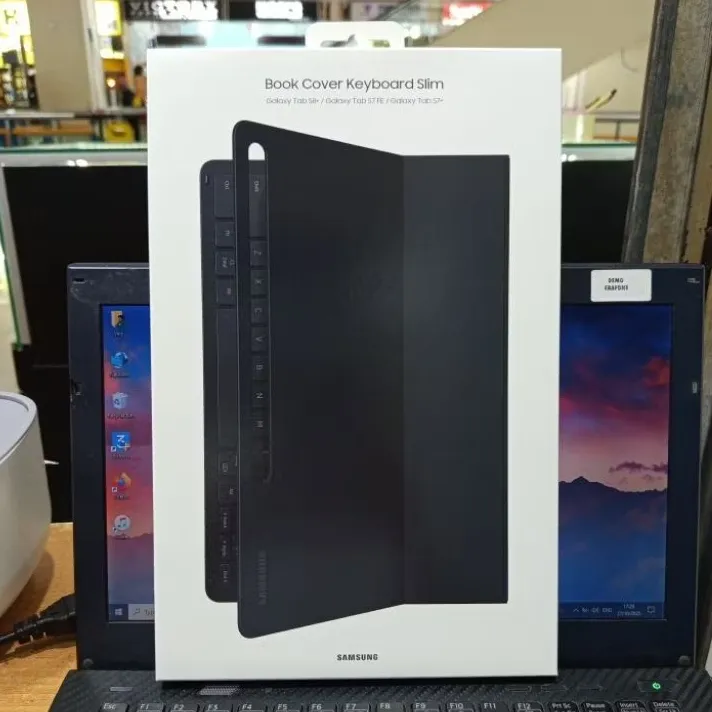 Book Cover Keyboard Slim Galaxy Tab S8+ / Gakaxy Tab S7 FE / Galaxy Tab S7+ Original New