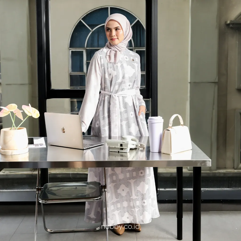 Nobby Auri Dress Gamis Lengan Panjang Wanita Office Look Elegant Bahan Woolpeach Ultimate