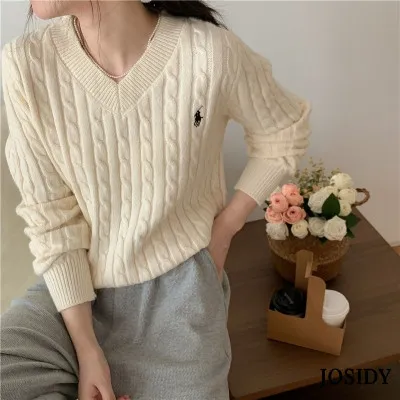 Sweater Rajut Wanita Lengan Panjang Bordir Antik Kerah V JD