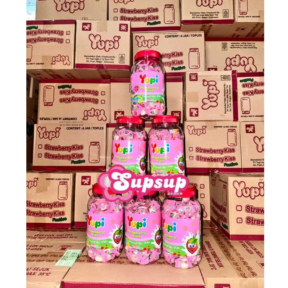 ( KARTON ) - Permen Yupi Strawberry Kiss Jar 300gr // Yupi Krunchy Choco Pie Jar 144 Gr isi 6 Toples