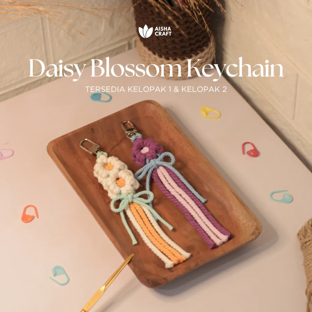 Daisy Blossom Macrame Keychain By Aisha Craft Official