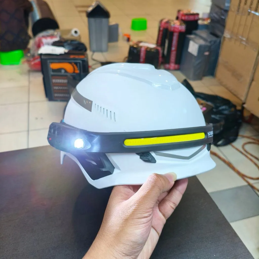Helm Safety MSA Climbing Plus Head Lamp Warna Putih Original 100% Siap Pakai