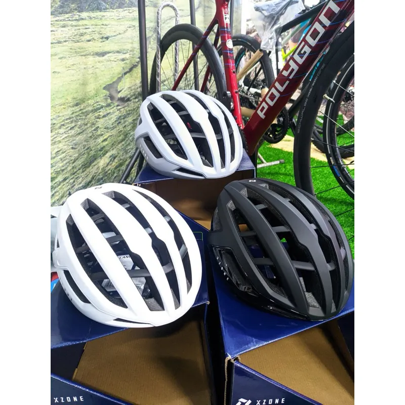 HELMET/ HELM SEPEDA XZONE ROAD LANES - Helm Sepeda Roadbike