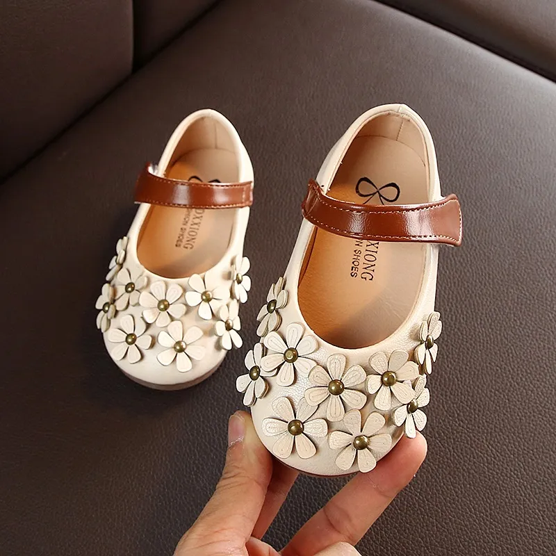 Sepatu Prewalker / Bayi Perempuan Bahan Kulit PU Aksen Bunga untuk Pesta