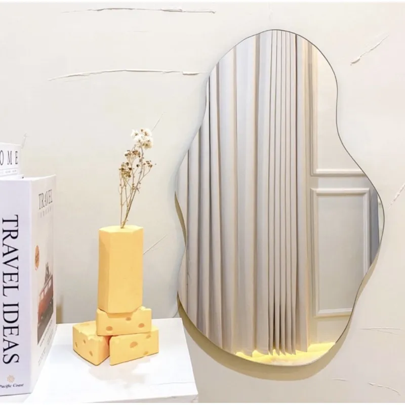 Cermin dinding / Cermin estetik/ aesthetic mirror /irregular mirror / mirrorplus / cermin unik / kaca