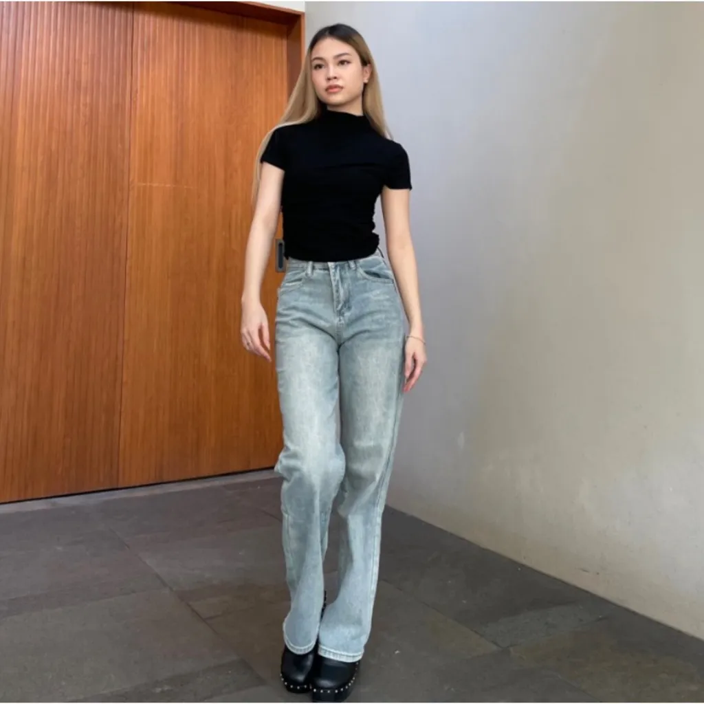 Rory Straight Jeans - WEAR.THREEK