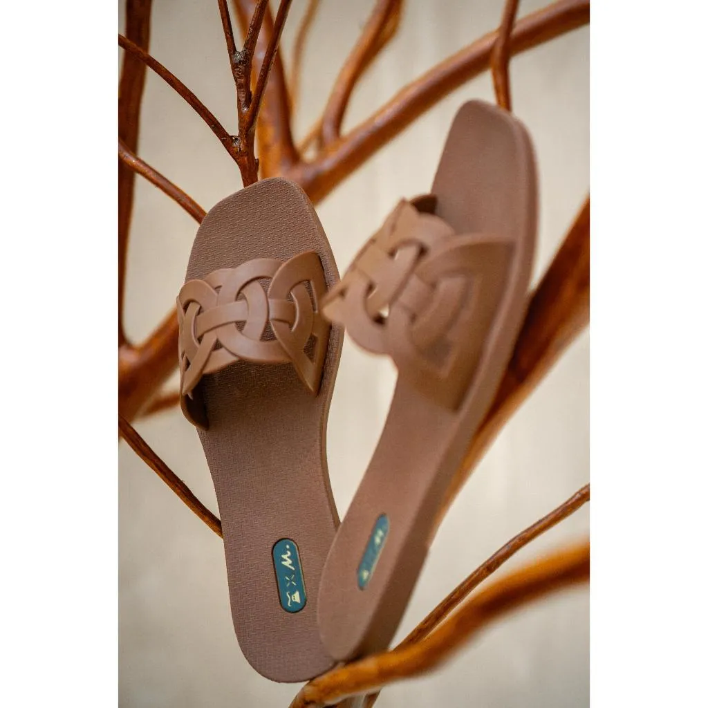 Sandal Wanita Crabus - FRIDAY