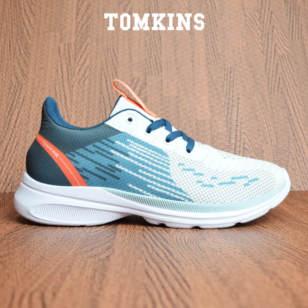 TOMKINS Axel Alpha - White Sepatu Olahraga