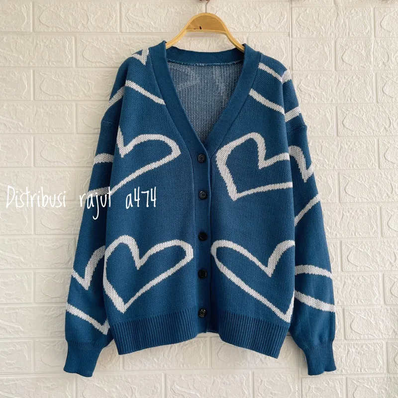 HILDA CARDIGAN RAJUT KANCING POLOS MOTIF LOVE ATASA LENGAN PANJANG