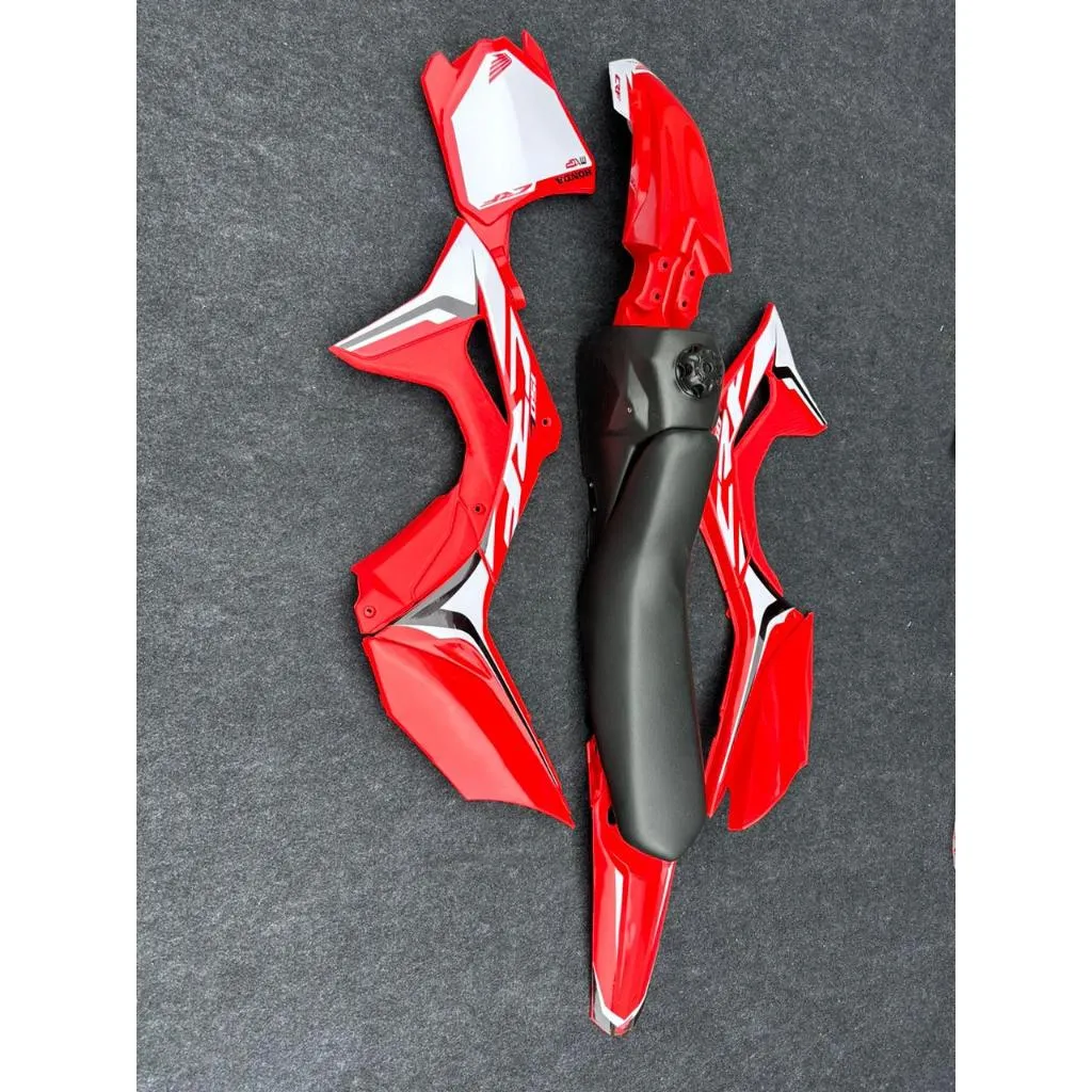 body fullset crf 150l 2018 bodi full set crf 150L 2018 bodi kit crf 150 l 2018 bodi set crf  bodi full set crf 150 2018 Dan Striping