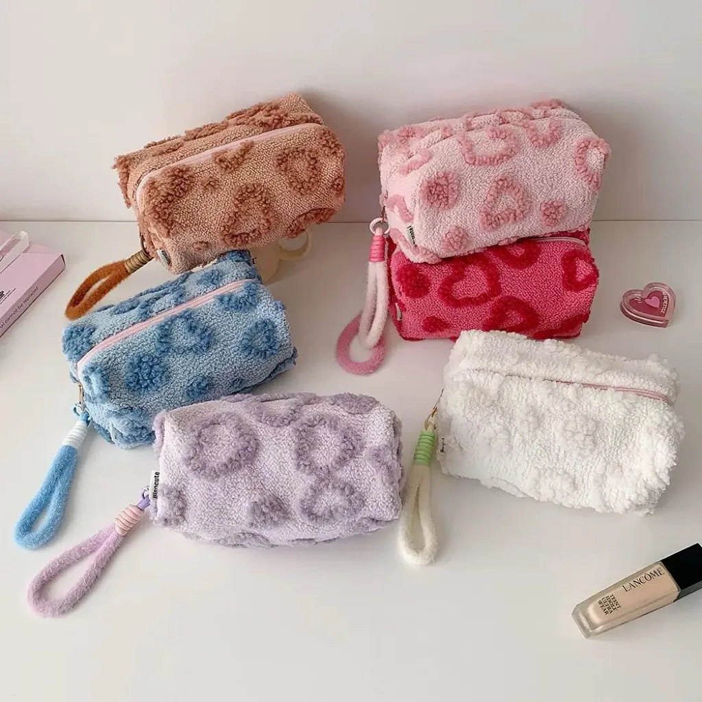 Sophia Pouch Makeup Aesthetic Korea Cute Lucu Serbaguna Traveling Tas Dompet