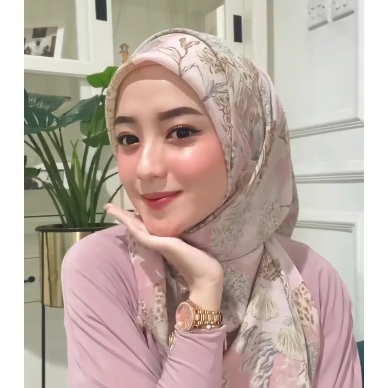 HIJAB SEGIEMPAT BEAUTY AQSO / BEAUTY GAZA