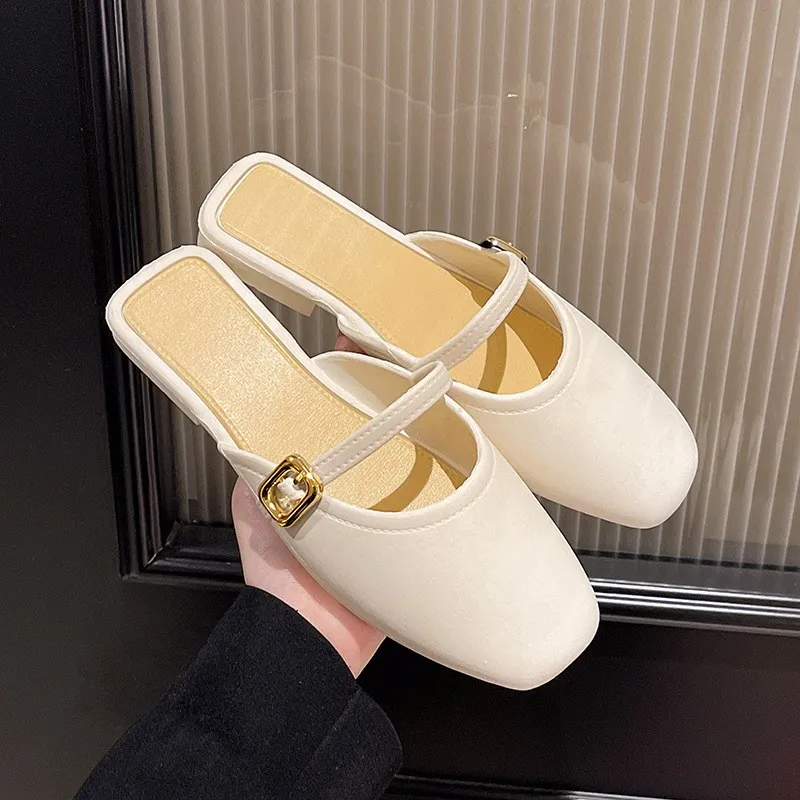 sandal semi sepatu menutup / Sandal Flat Wanita Sepatu wanita fashionable gaya Korea Motif Kait Fashion Sepatu