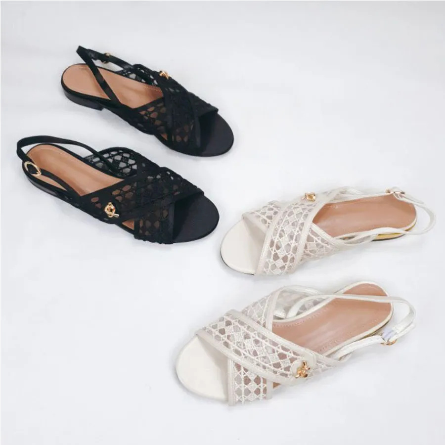 [2.2 Ramadan Fashion Sale] - Sandal Flat Wanita Pedro 1846