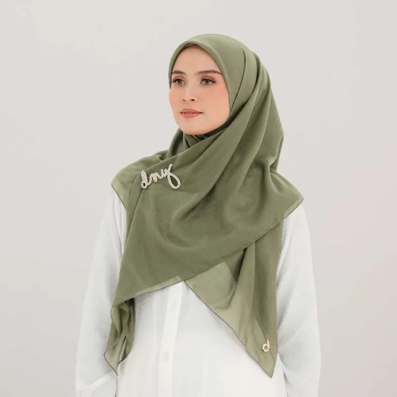 Hijab Deenay Liza Matte Gold Series (3)