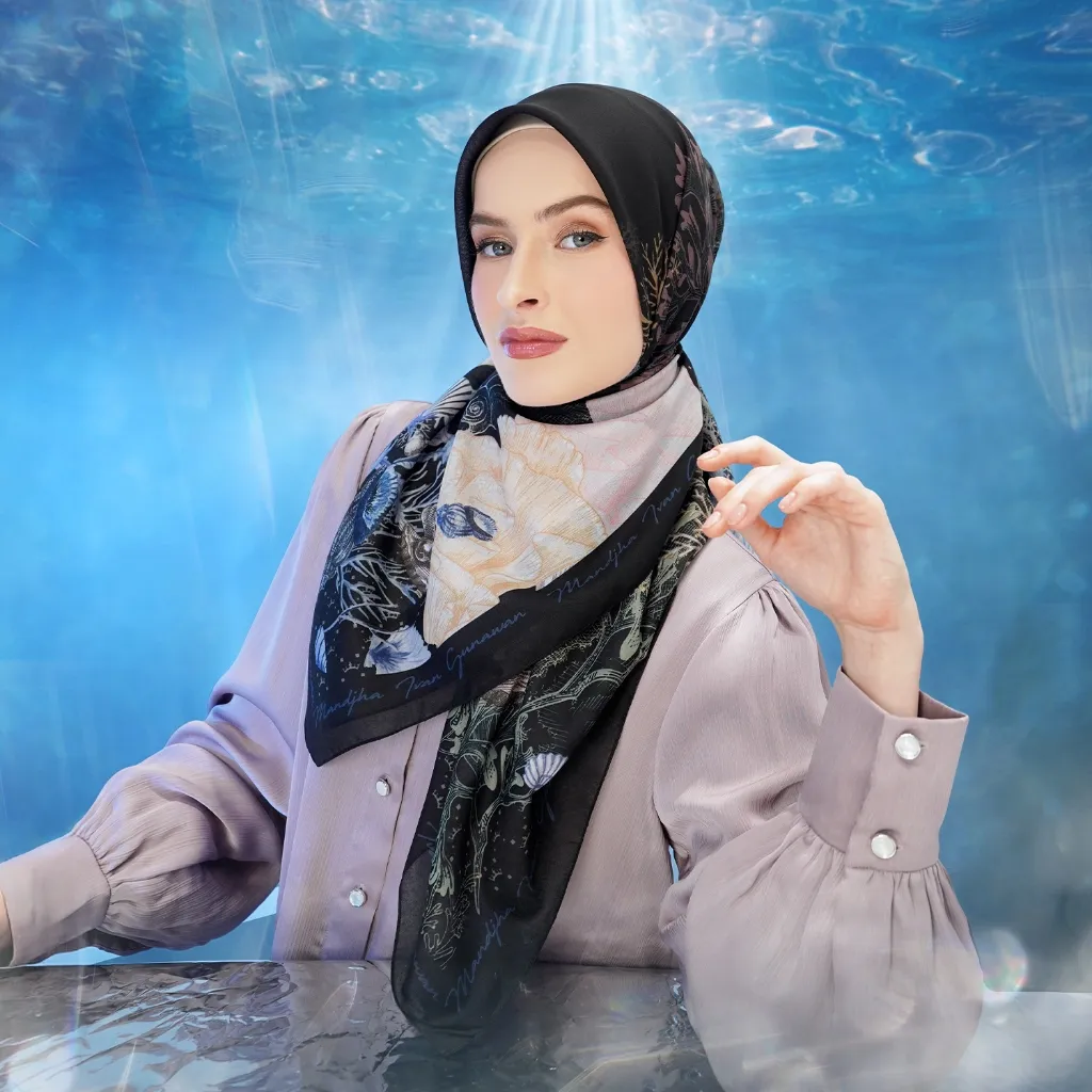 MANDJHA Oceana Black Scarf By IVAN GUNAWAN - Jilbab Hijab Segi Empat Motif ORIGINAL MANDJHA