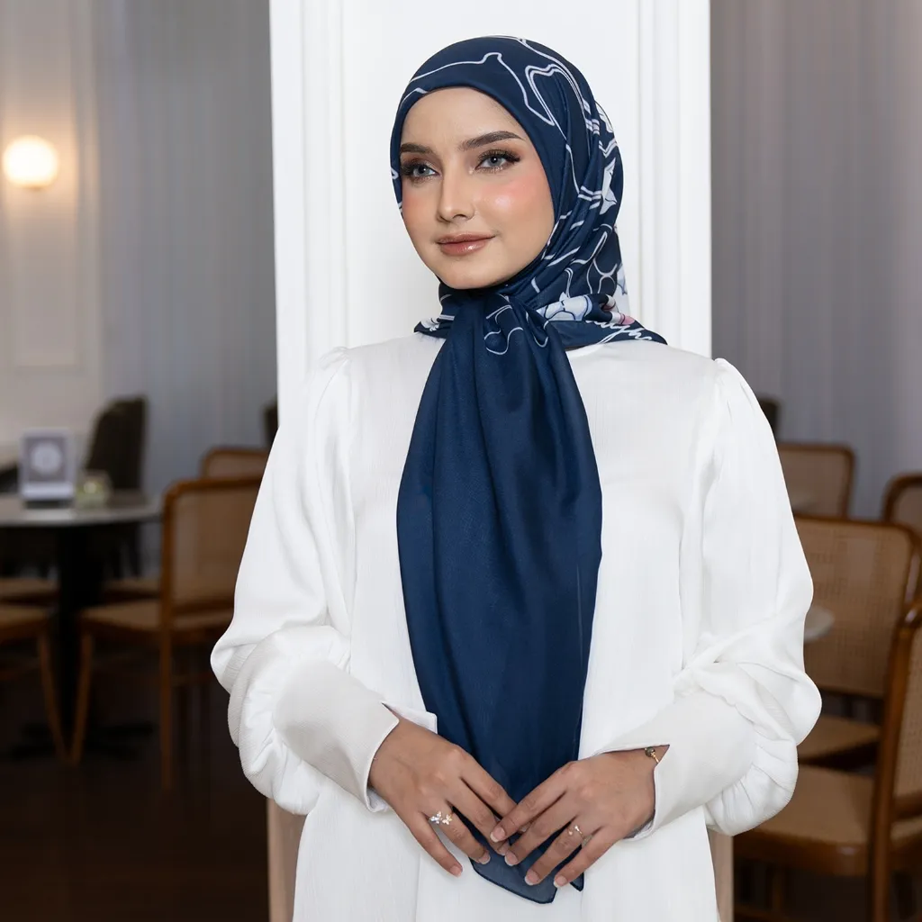 MANDJHA Rosie Scarf ALL Colour By IVAN GUNAWAN - Hijab Motif Segi Empat Voal ORIGINAL Mandjha