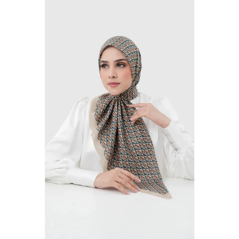 BUTTONSCARVES - Prism Voile Square - Toasty / Hijab Motif Segi Empat / Produk Terbaru