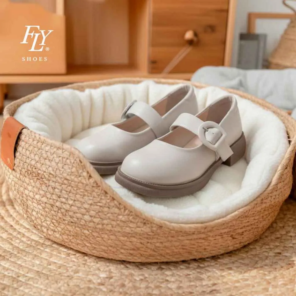 FLY SHOES [NEW ARRIVAL]  Francesca Sepatu Mary Janes 5749 Black dan Ivory