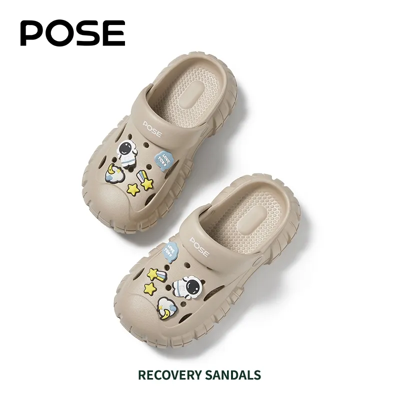 [Livestream]POSE Pioneer Clogs sandal Anti-selip Nyaman Bernapas menambah tinggi badan Sol tebal dalam di luar ruangan bepergian pria dan wanita pasangan Santai kualitas Dingin musim panas Tren 2026 Produk baru Sendal Karet P2244628