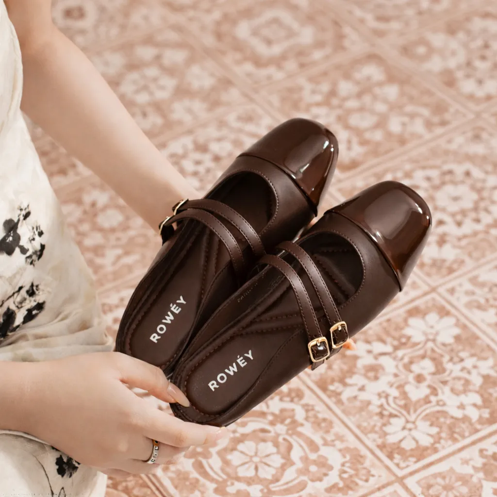 Rowey Sandal Mules Flat Wanita Korea Mewah Patricia