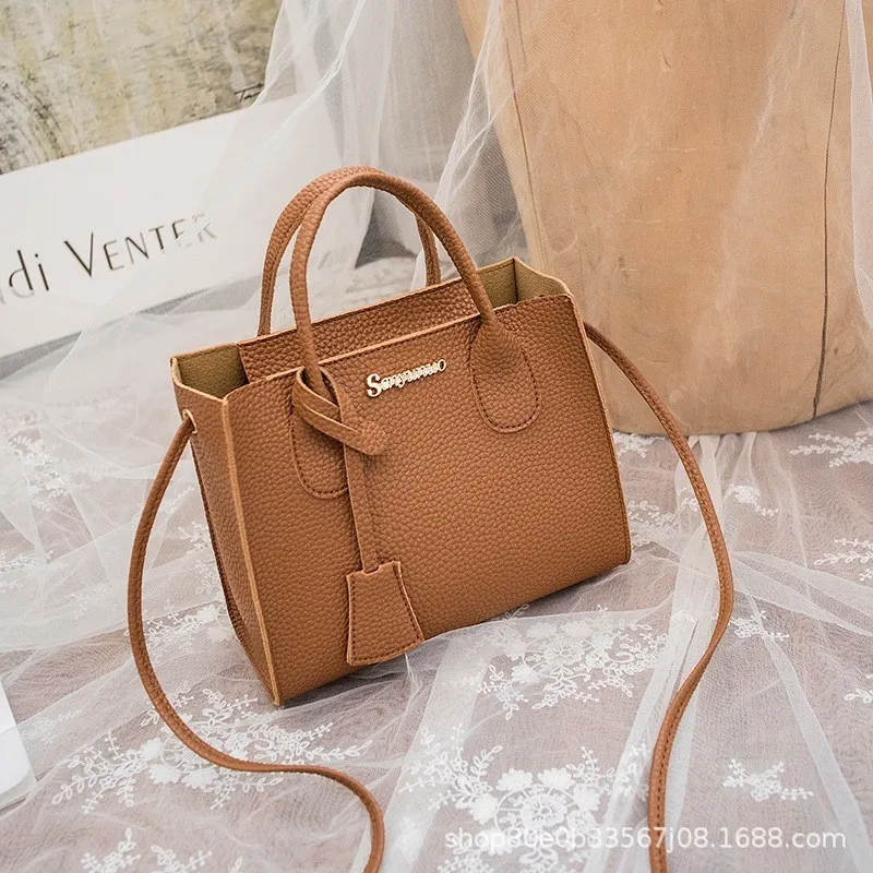 [ READY ] Tas Selempang Wanita Kecil Casual Formal Korea Mini Lucu Kekinian Simple Improt Handbag