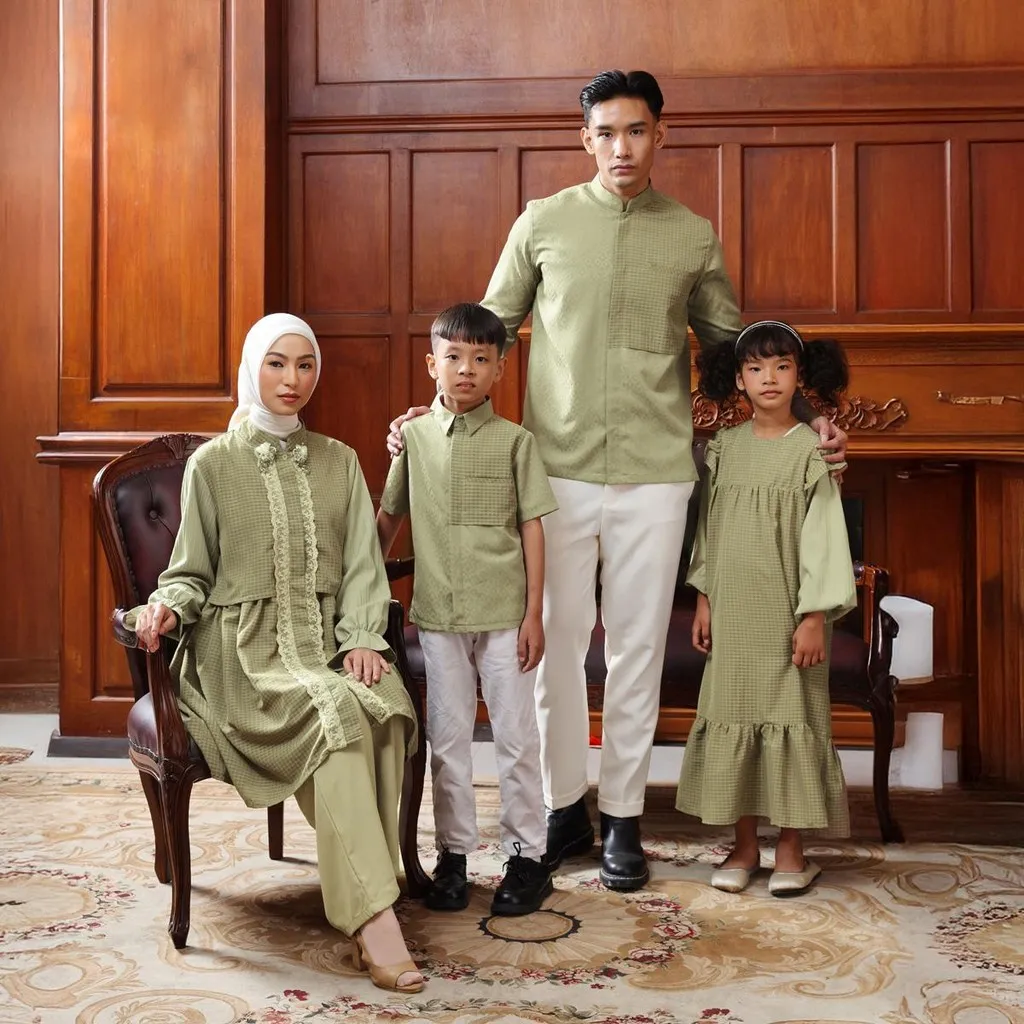 ZM Zaskia Mecca - Sarimbit Family Set 1 - Edisi Senandung Alam | Tunik Muslim Wanita, Kemeja Koko Pria Anak
