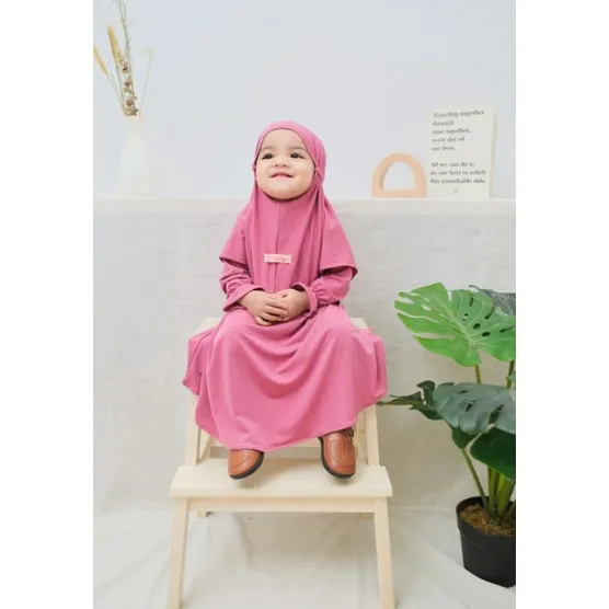 AISKA HIJAB Anak Bayi Bergo Instan 0 Bulan - 12 Tahun Kerudung Anak Bayi Bergo Tali Instan Bahan Jersey Premium Jilbab Anak Bayi Bergo Tali Instan Bahan Lembut Nyaman Berkualitas Untuk Usia Bayi 0 Bulan 1,2,3,4,5,6,7,8,9,10,11,12 Tahun