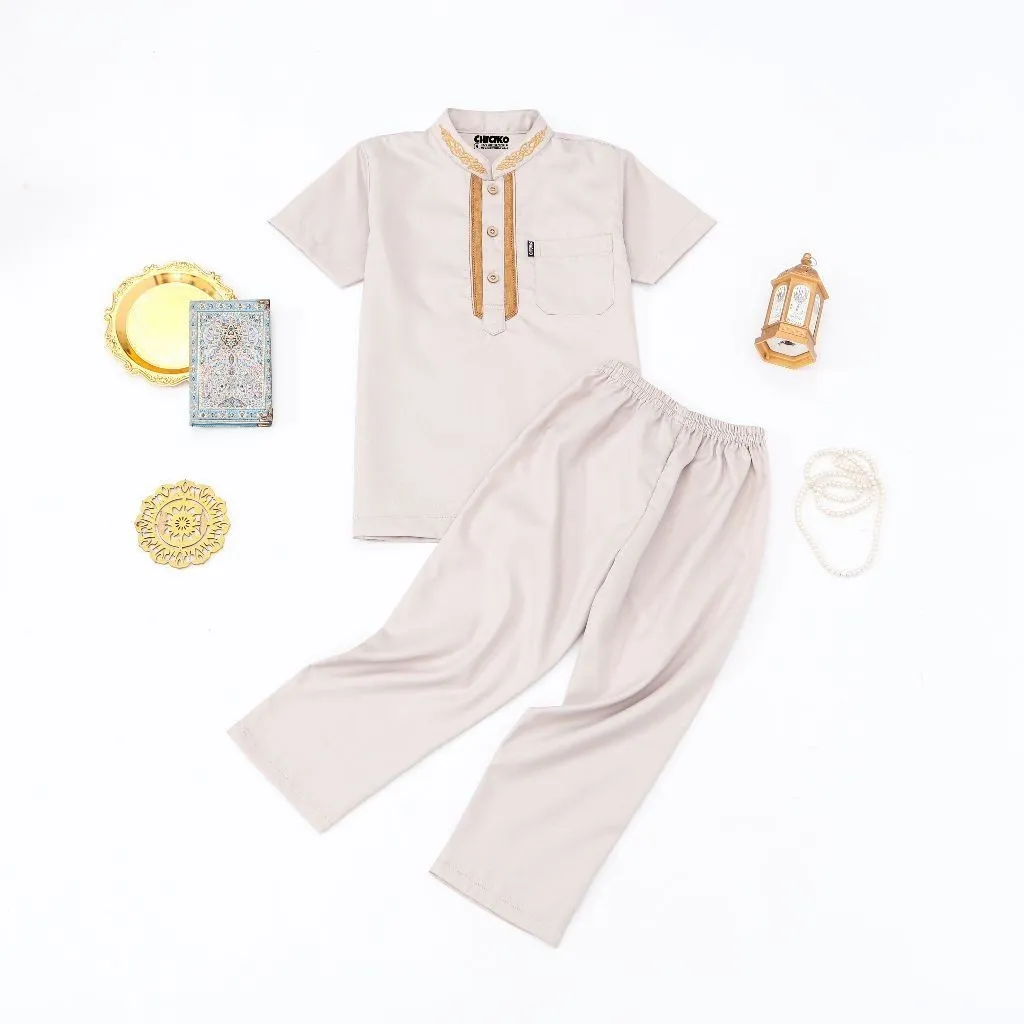 Chiciko - Setelan Koko Anak Laki-Laki Full Bordir Lengan Pendek Usia 1-14 Tahun Bahan Toyobo Adem