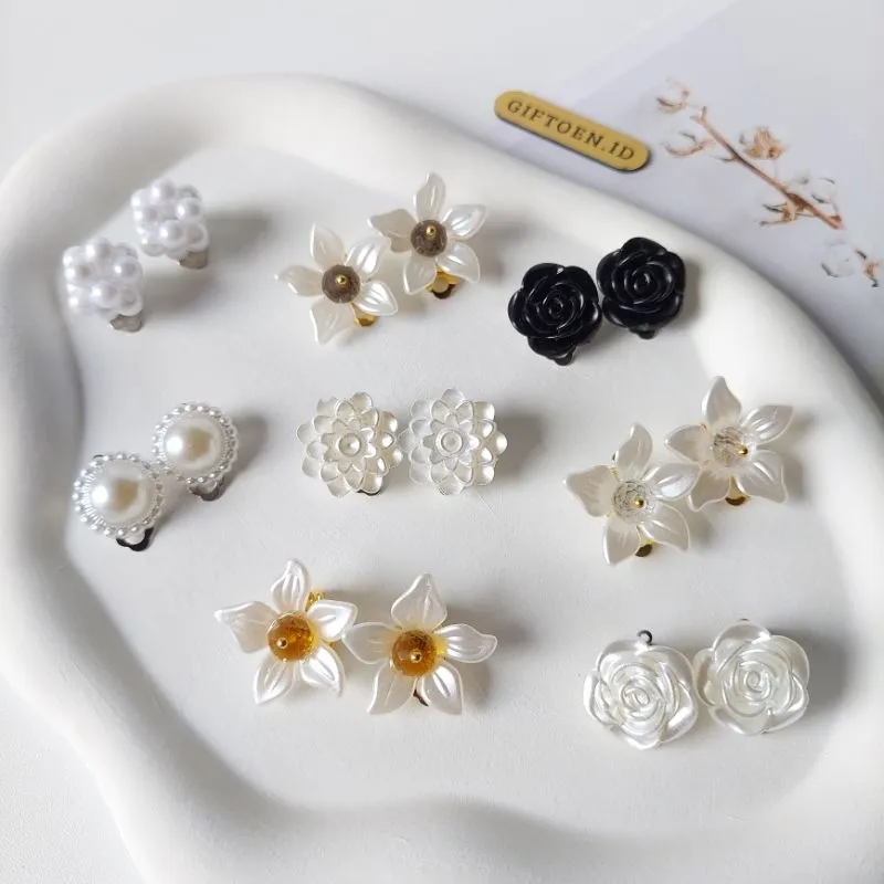 Anting Klip Hijab / Anting Jepit Hijab by Giftoenacc