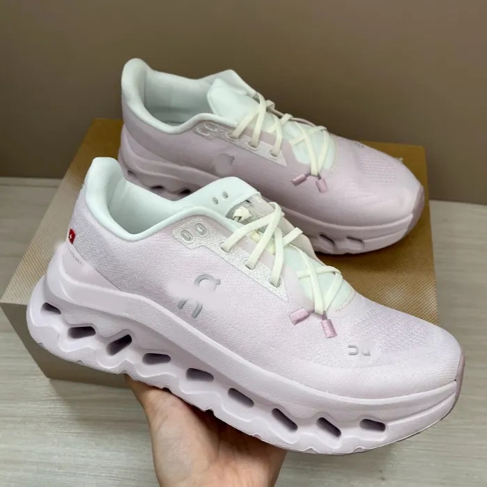 Sepatu Running Sneakers Unisex Sol Tebal Empuk Breathable Nyaman Harian ONC005 SIZE 35-44 Sepatu Olahraga Training Shoes
