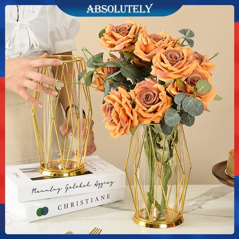 Vas Bunga Dekorasi Meja Vas Besi Belah Ketupat Emas Ringan Dekorasi Vas Bunga Tabung Reaksi Kaca Hidroponik Light Luxury Gold Diamond-Shaped Iron Vase Desktop Ornaments Hydroponic Glass Test Tube Flower Arrangement