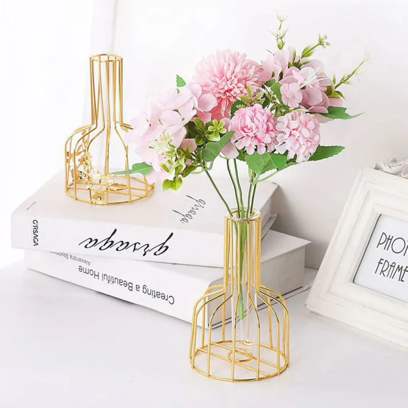 VAS BESI GOLD VAS NORDIC GOLD VAS BUNGA MEJA Bunga Minimalis Aesthetic