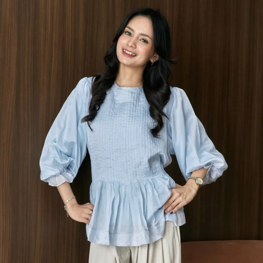 Elvira Blouse Pleats Blouse Wanita Korean Style Atasan Plisket Lengan Ballon Polo Linen