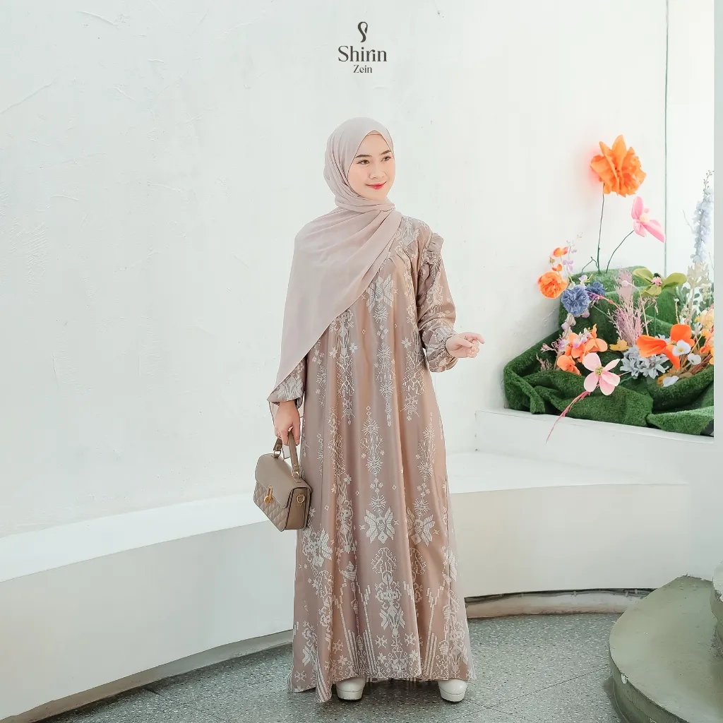 Gamis Dress Lebaran Kondangan Mewah Elegan Ibu Ibu Slik Size S M L XL XXL 3XL Model Terbaru Trend 2026 Thalia - SHIRINZEIN
