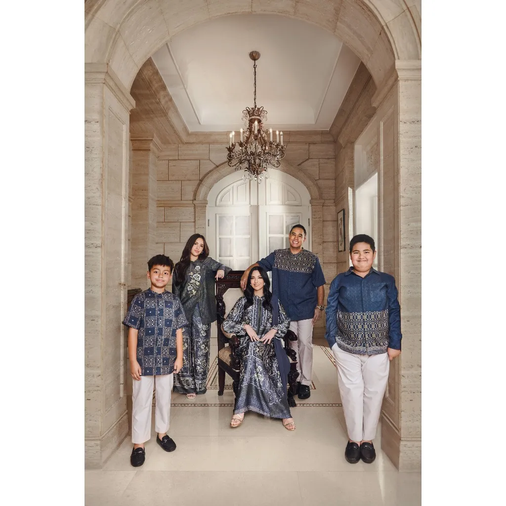 Geulis.id PRANAYA NAVY SERIES / SARIMBIT LEBARAN / BAJU LEBARAN / FAMILY SET