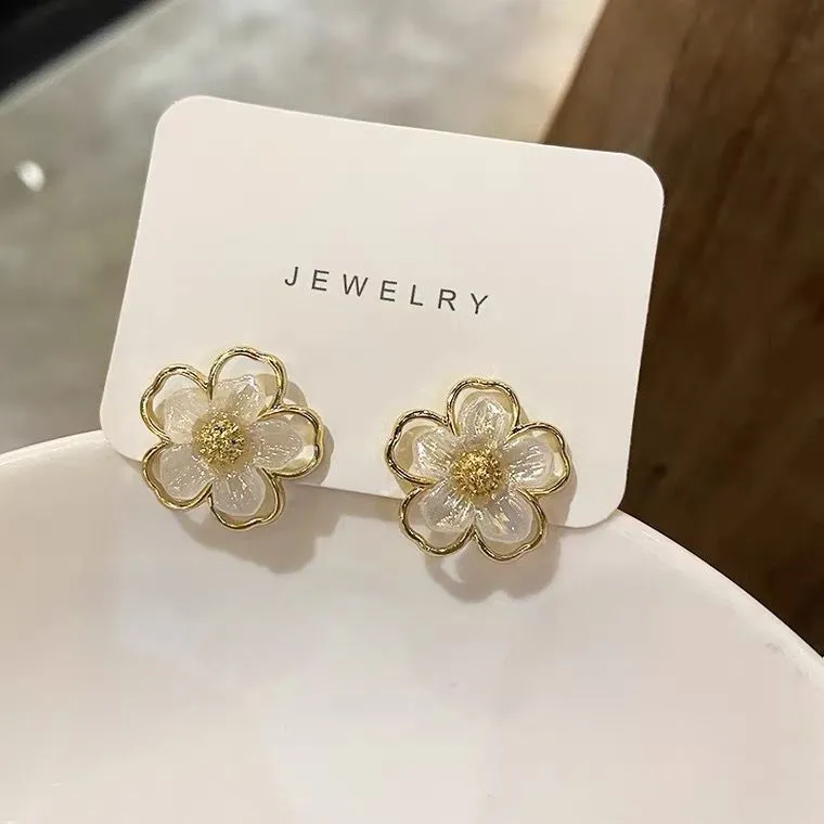 Anting Gerda Flower Anting Bunga Gaya Elegan Anting Fashion Alloy [s]