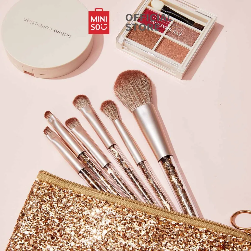 Miniso Kuas Rias Dengan Tas Ritsleting Makeup Brushes Sikat Lembut dan Nyaman Canggih Kuas Bedak Tabur Kuas Kontur Hidung Kuas Concealer 6 pcs