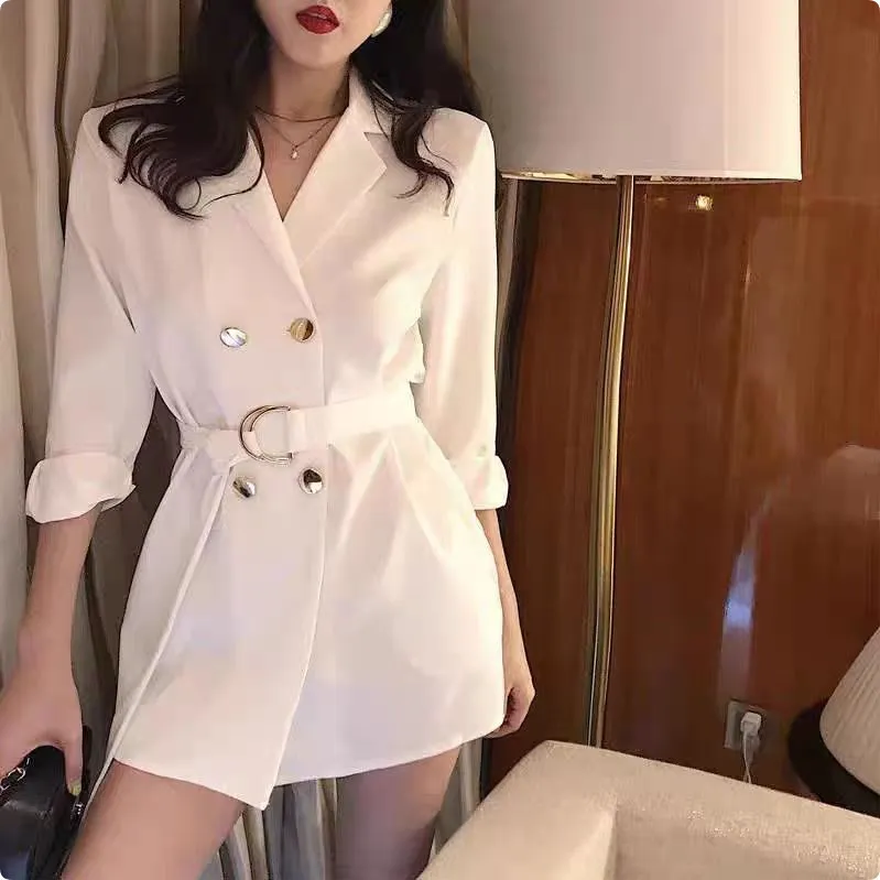 MISS EMITA Baju Blazer Putih Wanita Kekinian Coat Korean Style Lengan Panjang Blazer Casual Premium Outer Kondangan Simple Elegan Mewah Terbaru 2025