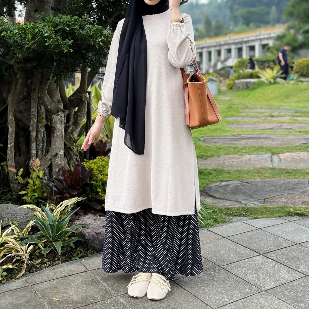 ROLLY POLLY | Iris Tunic Knit | Tunic knit wanita lengan panjang bahan premium nyaman digunakan | Baju Tunic wanita kekinian bahan knit premium | Baju Wanita Lengan Panjang | Baju wanita muslim