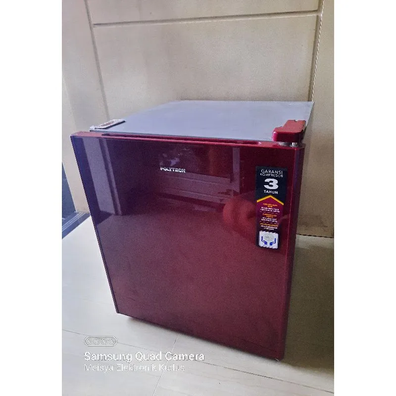 KULKAS MINI POLYTRON PRH 51 BS (NO COD)