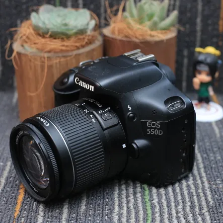 Canon 550D Lensa 18-55mm Kamera DSLR Support Foto & Video Termurah Bergaransi -Likenew