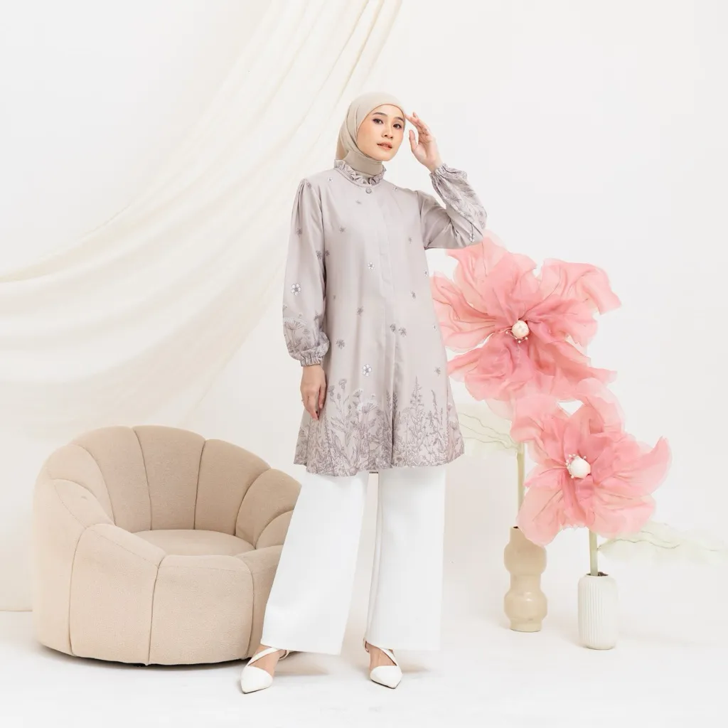 Alena Tunik Wanita dengan Motif Bunga Mewah - Atasan, Dewasa, Kancing, Panjang, Remaja, Muslim