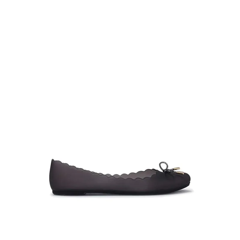 Payless Chrissie Womens Aster Flats - Black