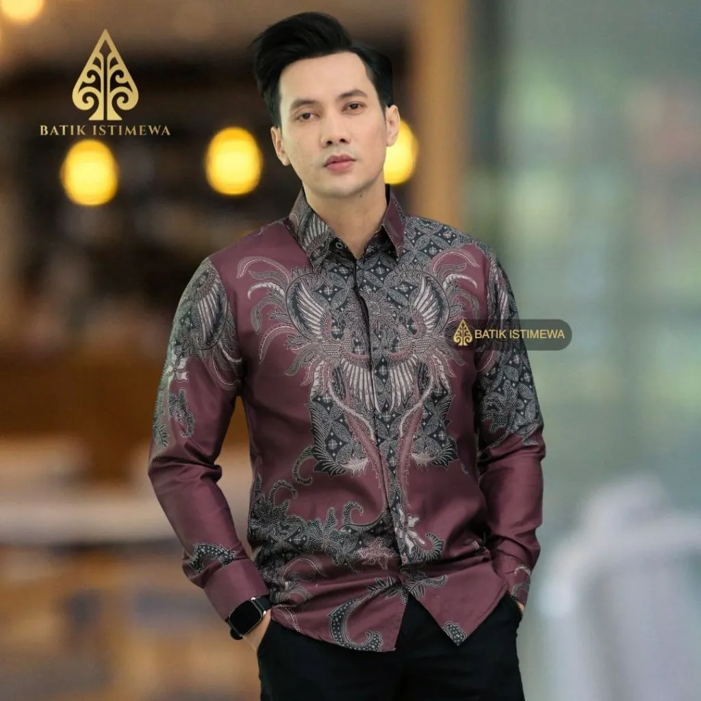 BATIK ISTIMEWA Kemeja Batik Premium Pria Slimfit Lapis Furing Katun Adem Halus Lengan Panjang Elegan