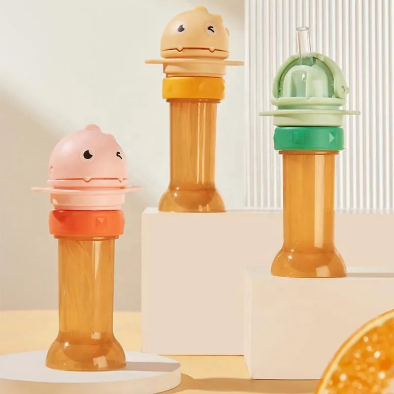 Sedotan Portable Travelling untuk anak minum dari botol kemasan universal