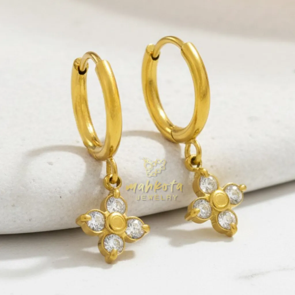A157 Anting Titanium Wanita Korean 6X 18K Gold Plated • Anting Bunga Permata Cantik  • Anti Karat Anti Luntur • Titanium Jewelry • Anting Aesthetic • Anting Minimalis • Anting Elegant • Aksesoris Perhiasan Wanita • Model baru 2025 • Cocok Untuk Kado Pacar
