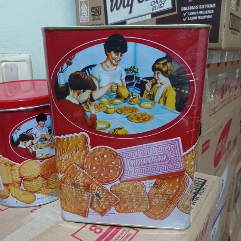 khong guan merah 1600g biskuit termurah